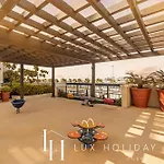 Lux - The La Mer Sea View Suite 3